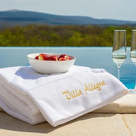 Allegra Villa *